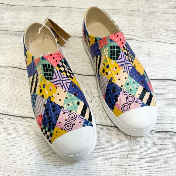 Native NWT Jefferson Print Sneakers - Picture 3 of 9